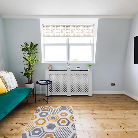 Luxurious 1-Bedroom Apartment In Kensington Londres Exterior foto